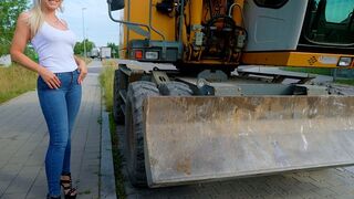 Bagger Fahrer Klaus darf Daynia als Dreiloch Hure ficken mit Facial Besamung