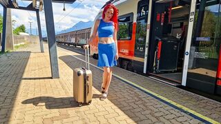 Malou_Nu treibt es auch mal outdoor