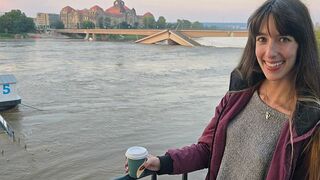 Layla_von_Hohensee erlebt erotische Stadt Tour