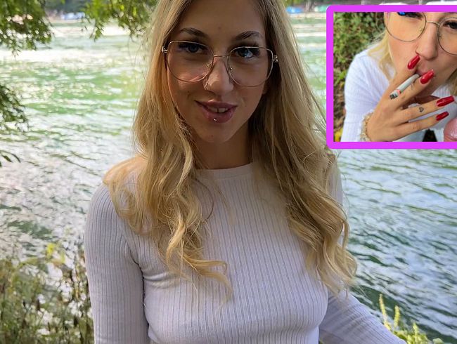 Tamy Tiger genießt den Smoking Blowjob