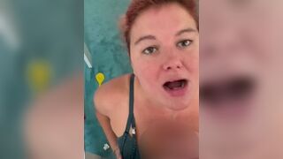 (LenaLove353) Blowjob-Quicky mit Tittenbesamung